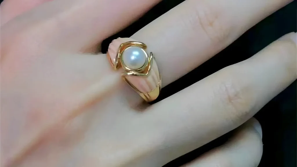  pearl gold ring